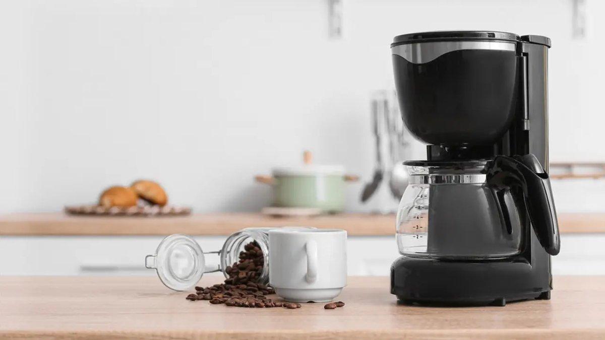 Coffee Maker: Alat Pembuat Kopi Praktis untuk Setiap Rumah